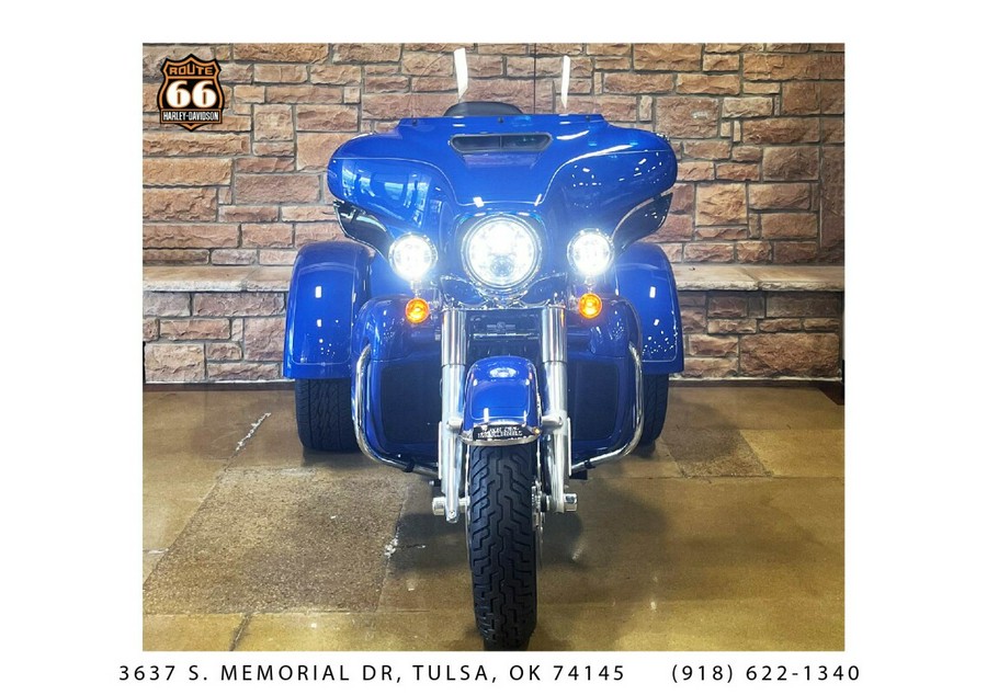 2024 Harley-Davidson Tri Glide Ultra Blue Burst