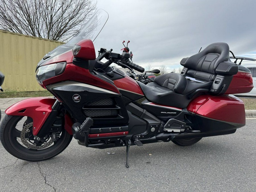 2015 Honda® Gold Wing Audio Comfort Candy Red/Black