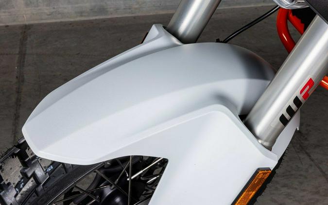 2026 KTM 1390 Super Adventure R - TM921821