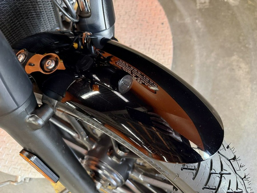 2017 Triumph Street Cup