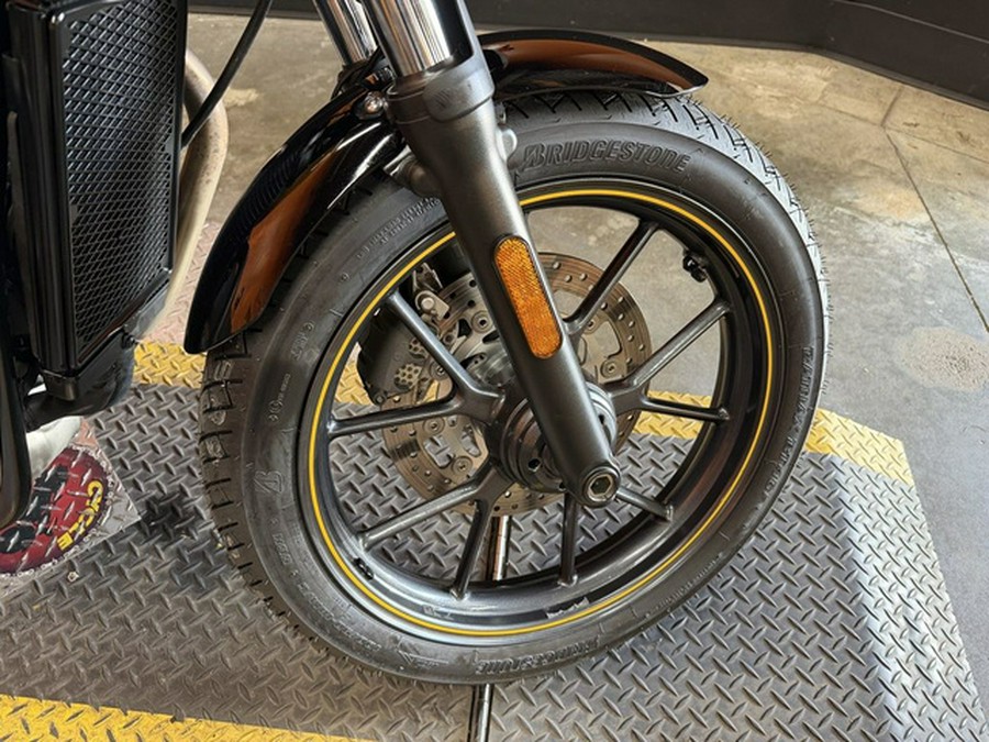 2017 Triumph Street Cup