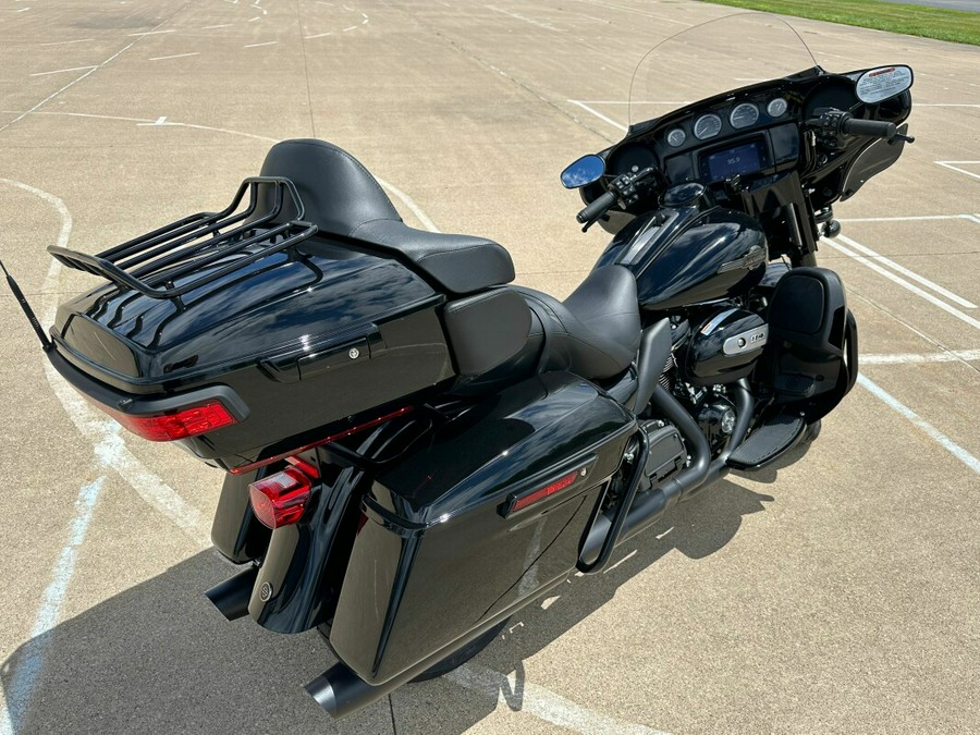 2024 Harley-Davidson Ultra Limited Vivid Black