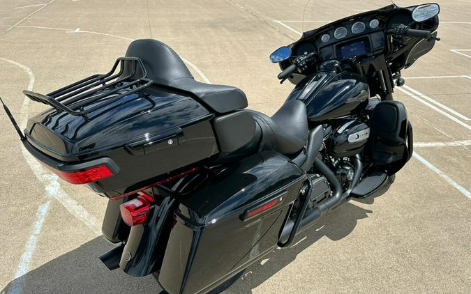 2024 Harley-Davidson Ultra Limited Vivid Black