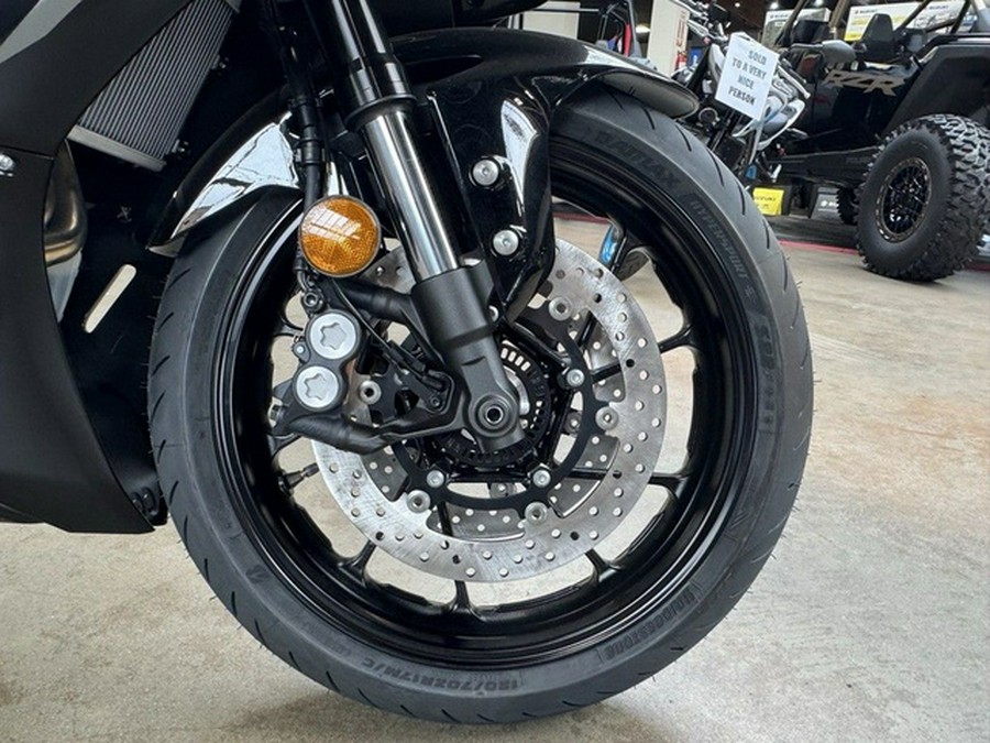 2025 Yamaha YZFR7SCB R7