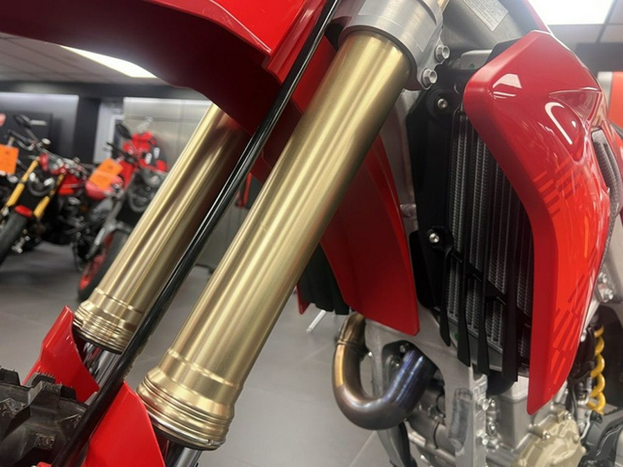 2026 Ducati Desmo450 MX 450