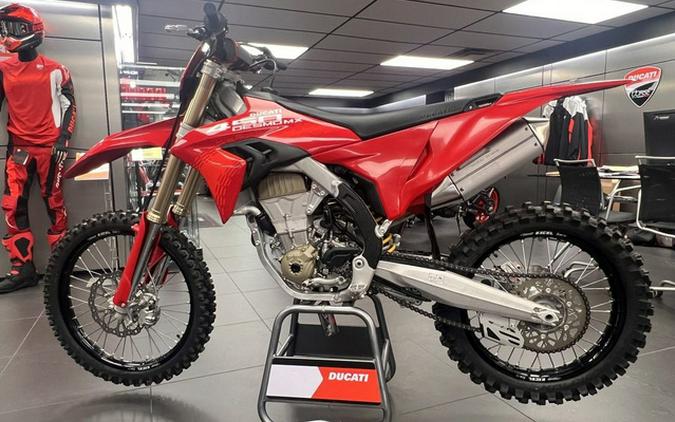 2026 Ducati Desmo450 MX 450