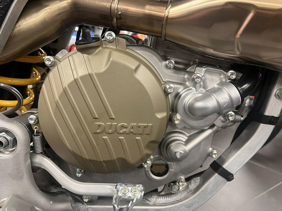 2026 Ducati Desmo450 MX 450