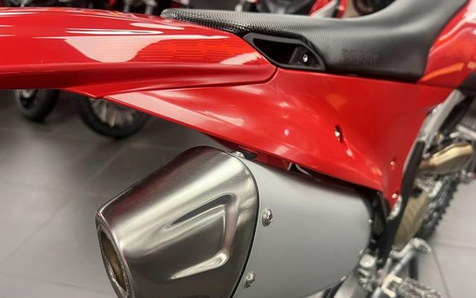 2026 Ducati Desmo450 MX 450