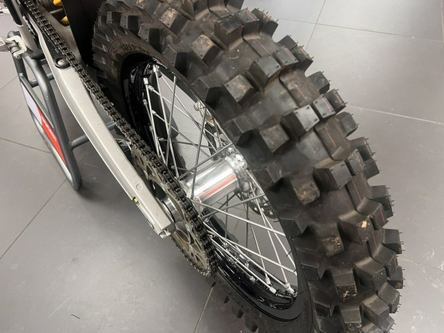 2026 Ducati Desmo450 MX 450