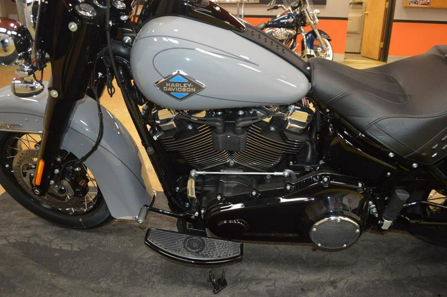 2026 Harley-Davidson® FLHC - Heritage Classic