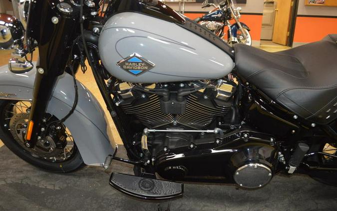 2026 Harley-Davidson® FLHC - Heritage Classic