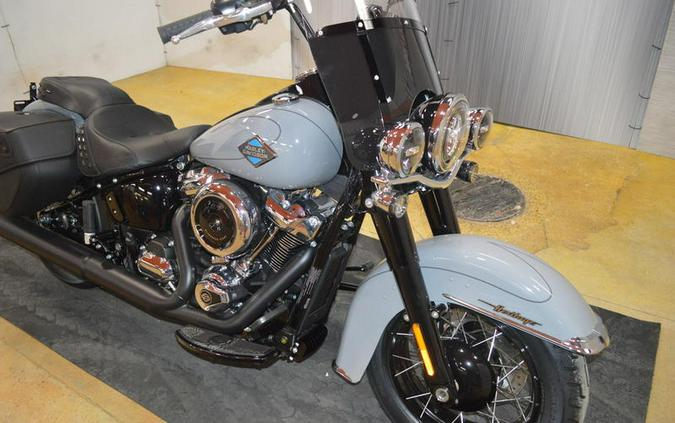 2026 Harley-Davidson® FLHC - Heritage Classic