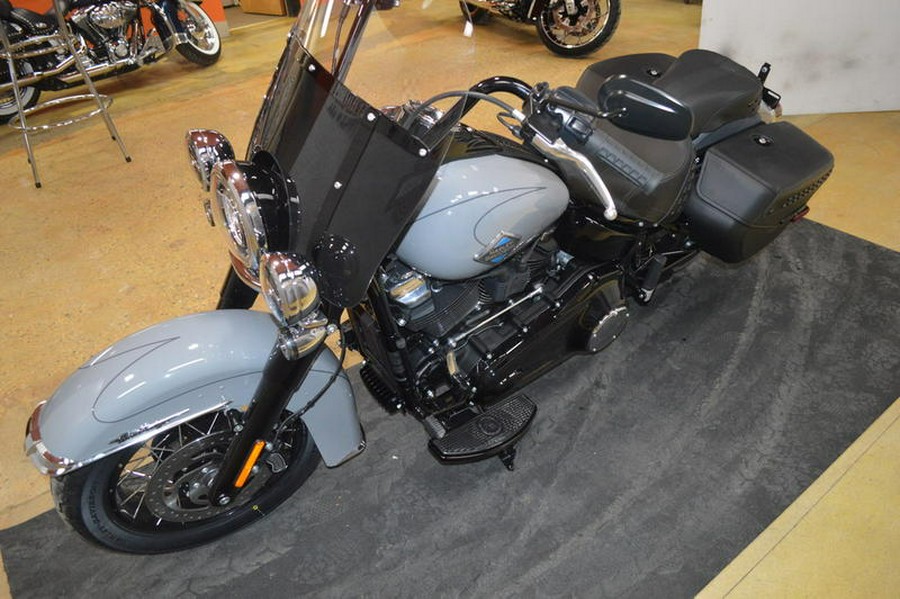 2026 Harley-Davidson® FLHC - Heritage Classic
