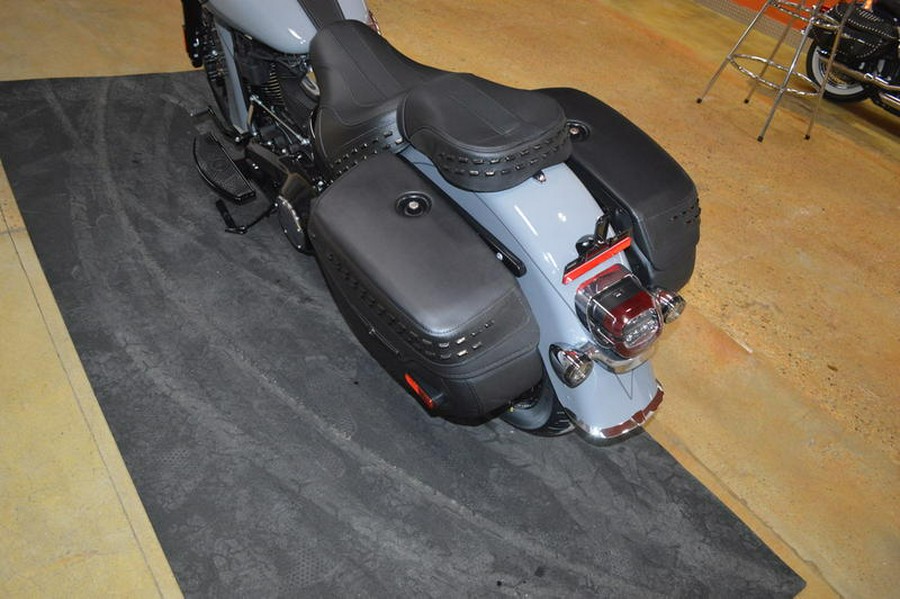 2026 Harley-Davidson® FLHC - Heritage Classic