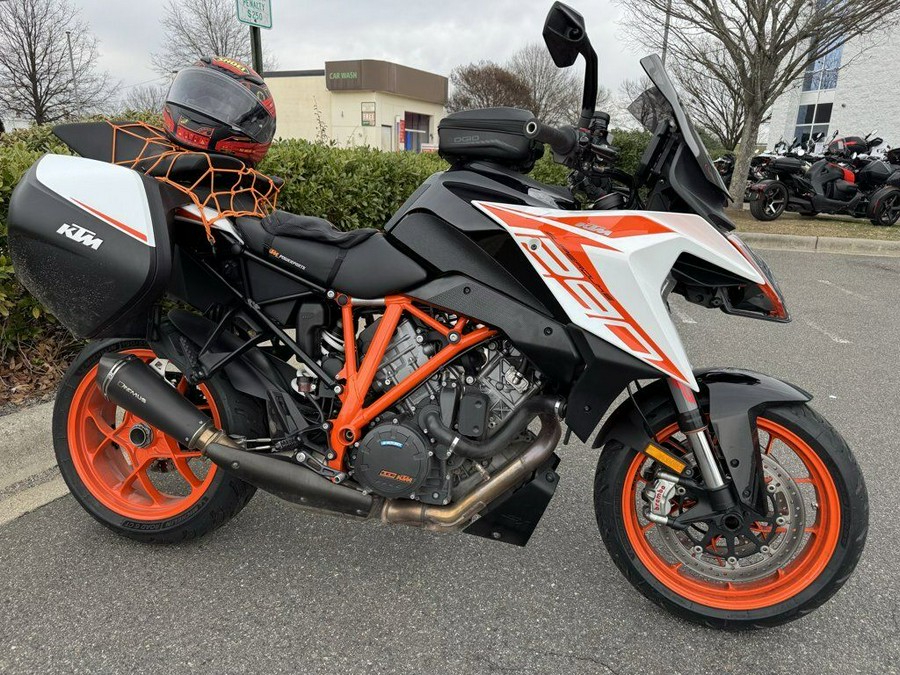 2019 KTM 1290 Super Duke GT