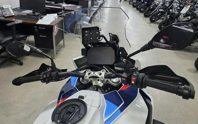 2025 BMW S 1000 XR Light White / M Motorsport 1000 RR Light WhiteM Motorsport