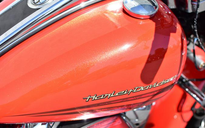 2017 Harley-Davidson Freewheeler Custom Colour Laguna Orange