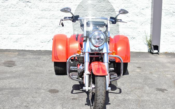 2017 Harley-Davidson Freewheeler Custom Colour Laguna Orange