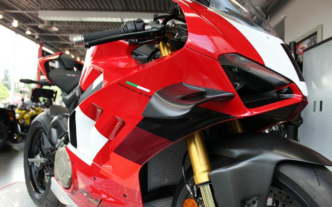 2024 Ducati Panigale V4 R