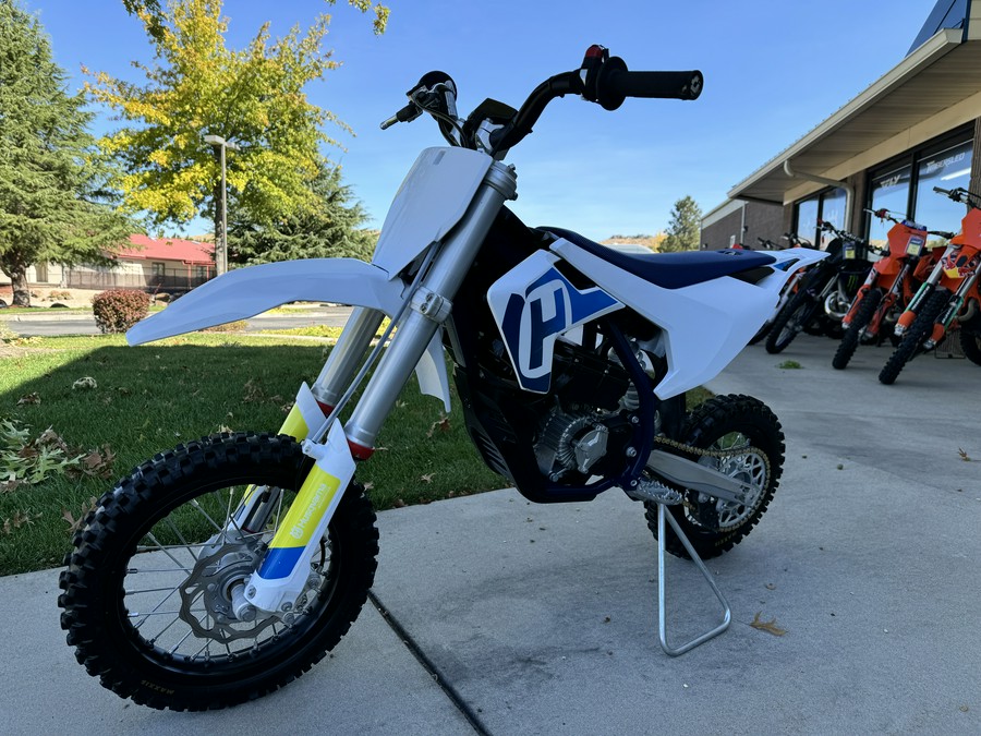 2020 Husqvarna Motorcycles EE 5