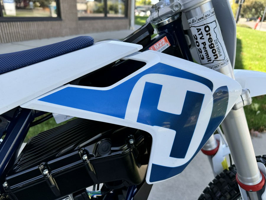 2020 Husqvarna Motorcycles EE 5