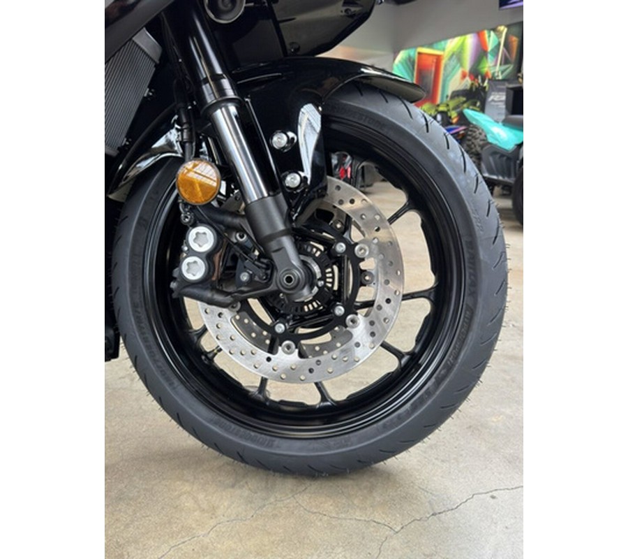 2025 Yamaha YZFR7SCB R7