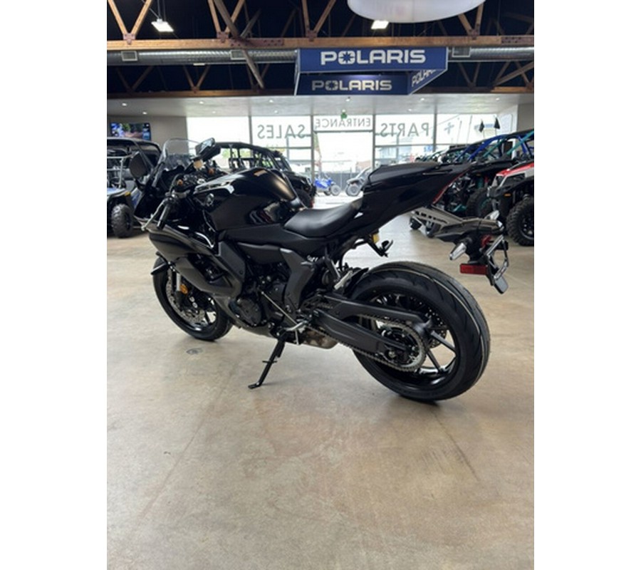 2025 Yamaha YZFR7SCB R7