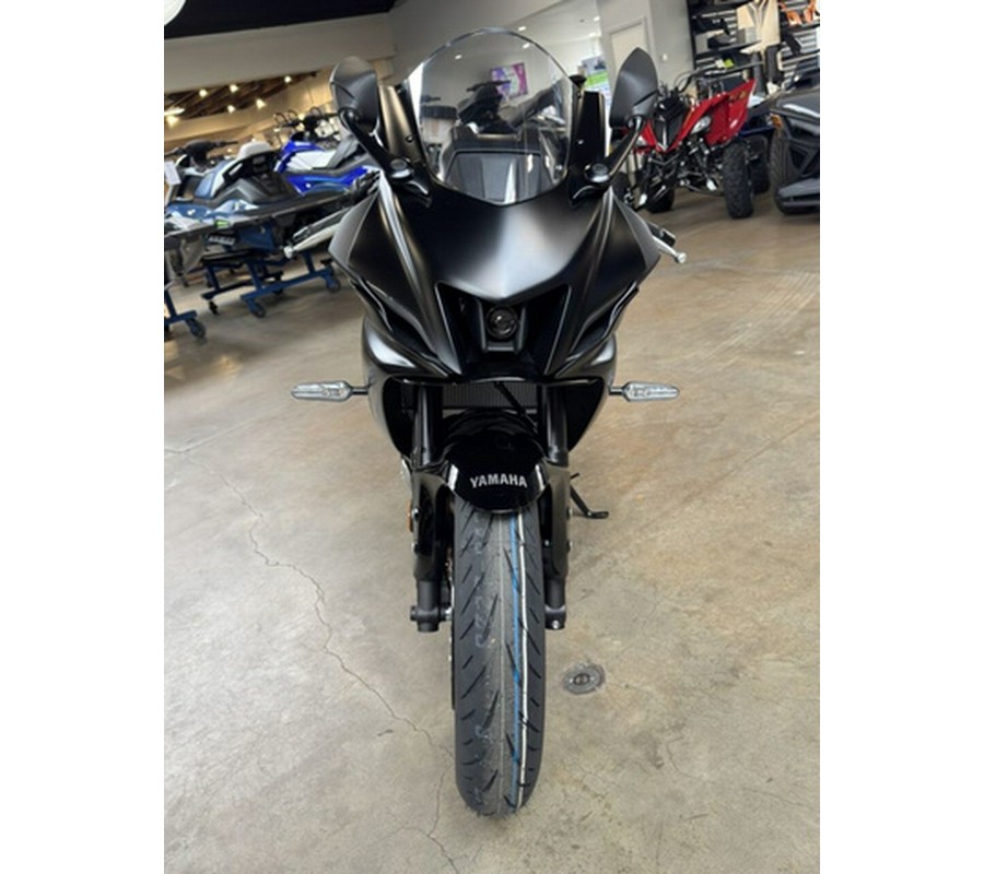 2025 Yamaha YZFR7SCB R7