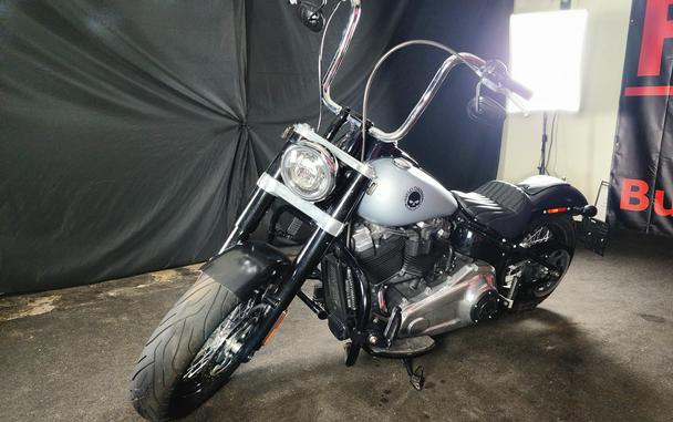 2020 HARLEY-DAVIDSON FLSL SOFTAIL SLIM - F045560
