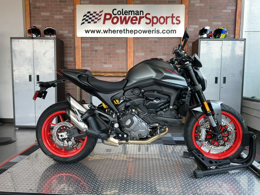 2024 Ducati Monster Plus