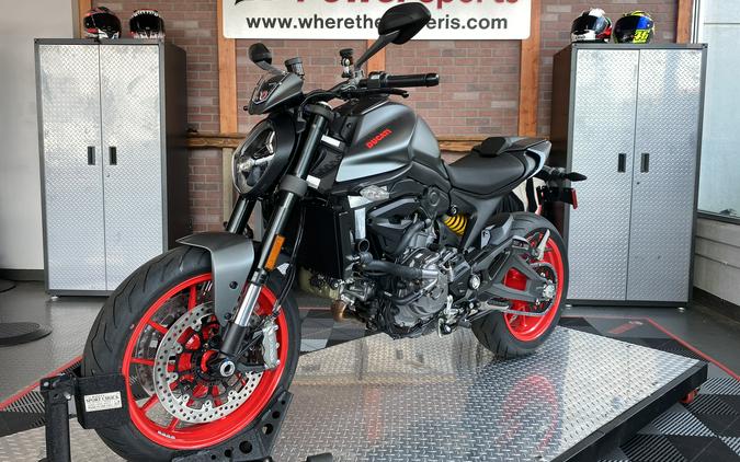 2024 Ducati Monster Plus