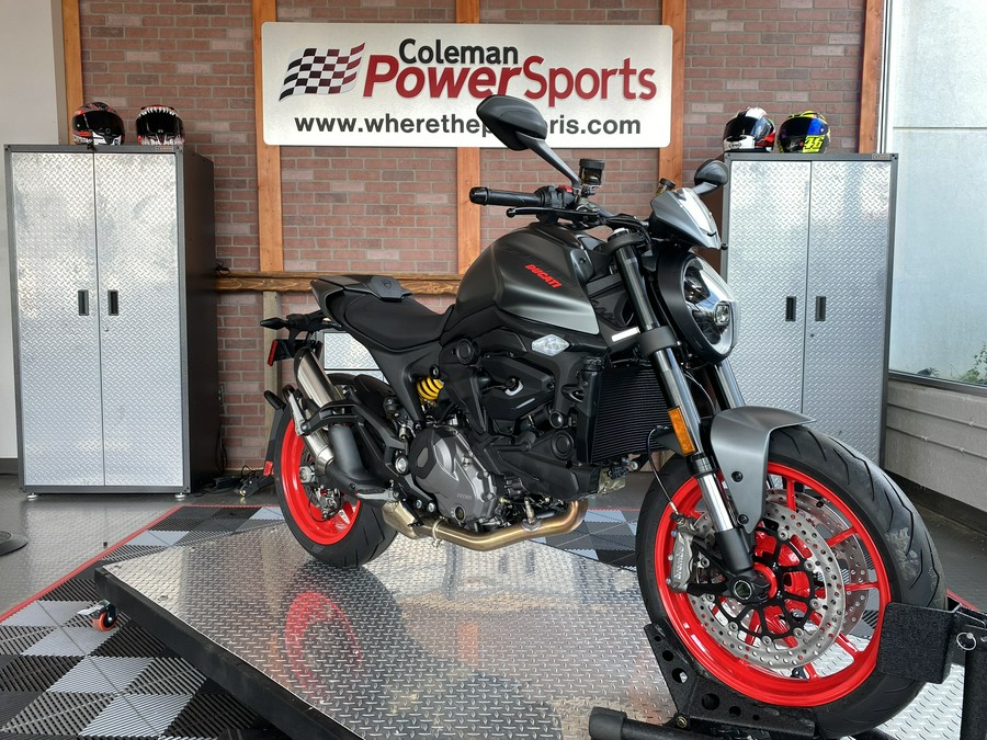 2024 Ducati Monster Plus