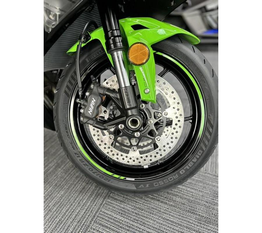 2025 Kawasaki Ninja® ZX™-6R ABS