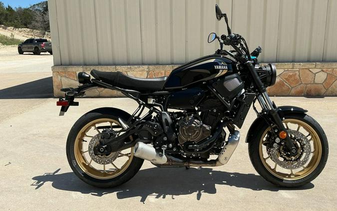 2026 Yamaha XSR700