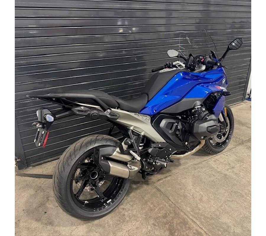 2026 BMW R1300 RS