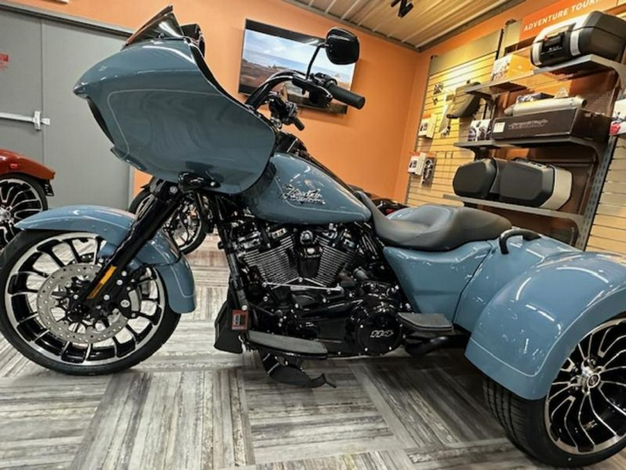 2024 Harley-Davidson® FLTRT - Road Glide® 3