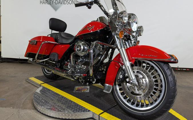 2010 Harley-Davidson Road King Scarlet Red/Vivid Black