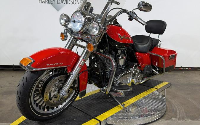 2010 Harley-Davidson Road King Scarlet Red/Vivid Black