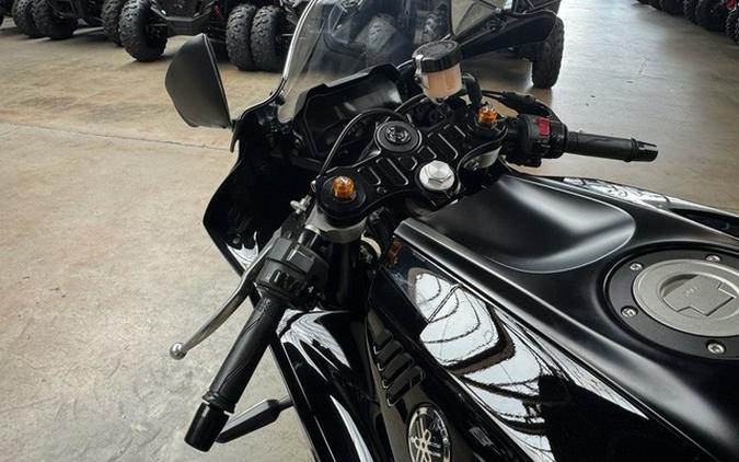2025 Yamaha YZFR7SCB R7