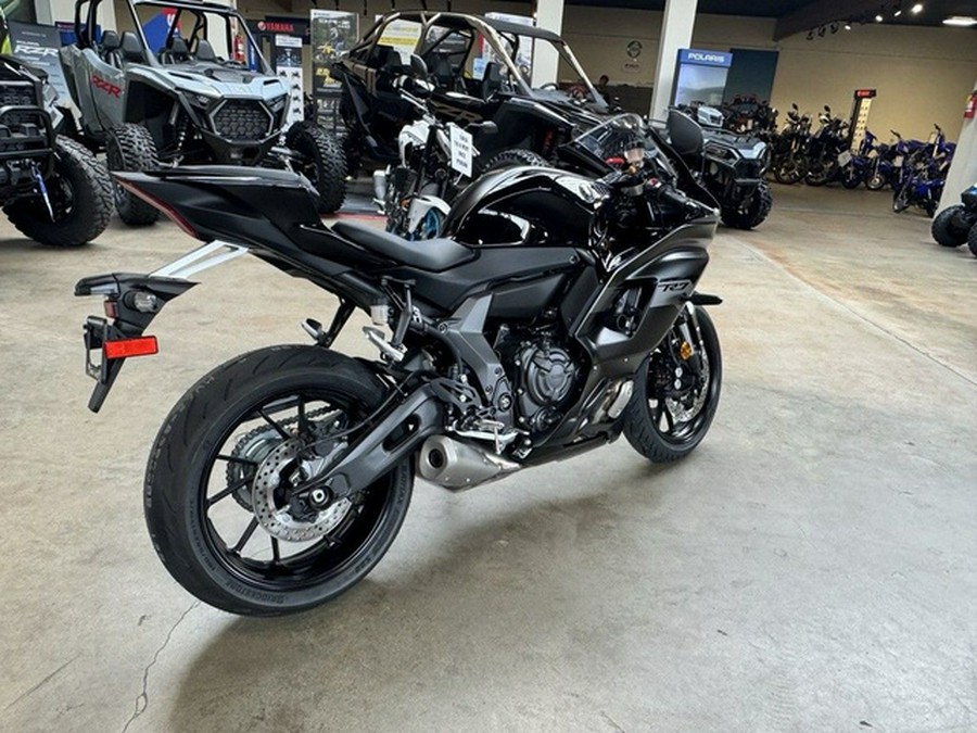2025 Yamaha YZF-R7 R7