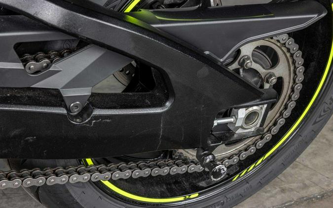 2023 SUZUKI GSX-R1000R Metallic Matte Black No. 2 / Glass Sparkle Black - P7100400