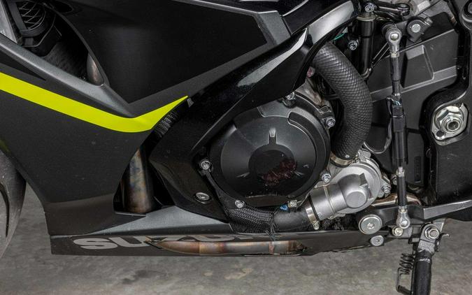 2023 SUZUKI GSX-R1000R Metallic Matte Black No. 2 / Glass Sparkle Black - P7100400