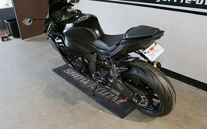 2024 Kawasaki Ninja® ZX™-6R Metallic Flat Spark Black/Ebony