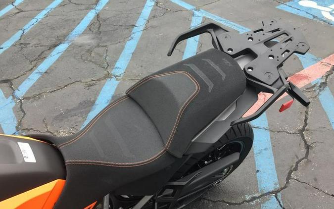 2027 KTM 1390 SUPER ADVENTURE S EVO