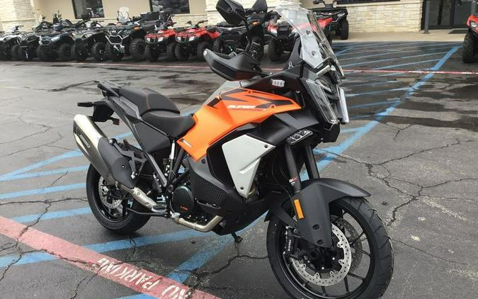 2027 KTM 1390 SUPER ADVENTURE S EVO