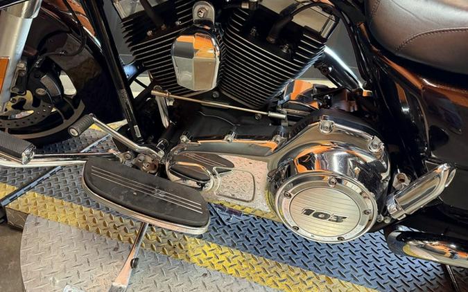 2011 Harley-Davidson FLHX103 - Street Glide Powerpak