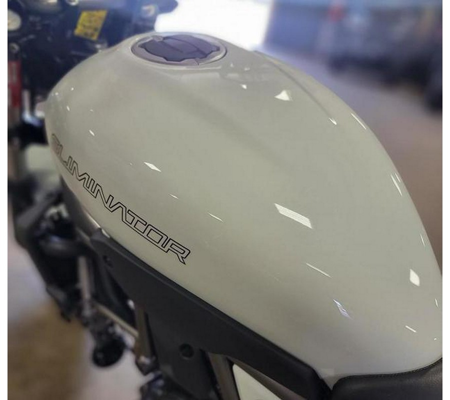 2024 Kawasaki Eliminator® Pearl Robotic White