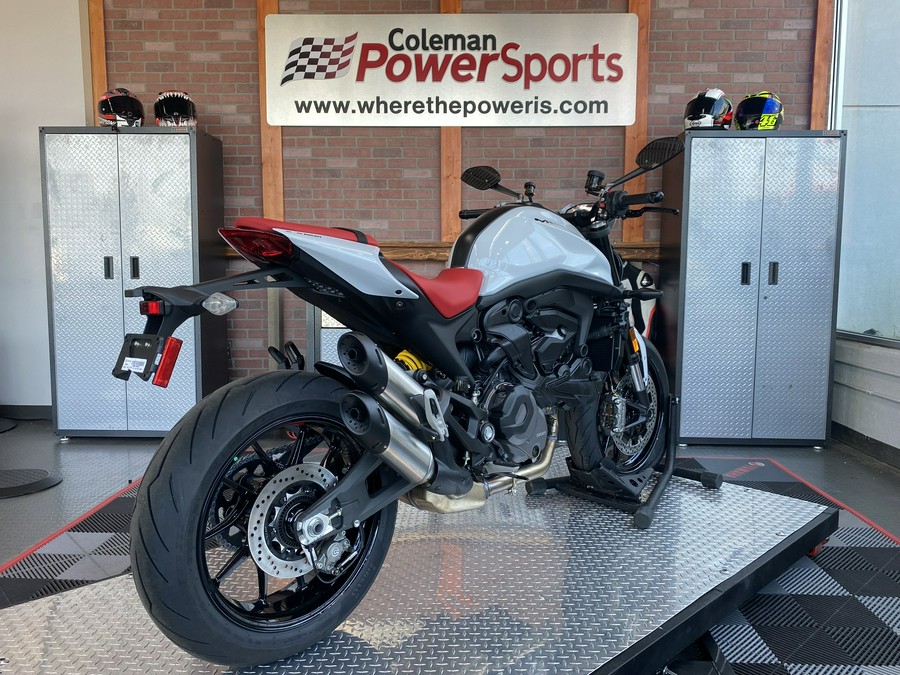 2024 Ducati Monster Plus