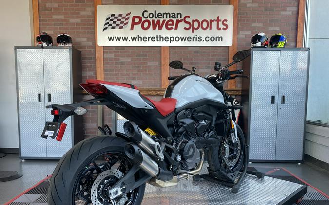 2024 Ducati Monster Plus