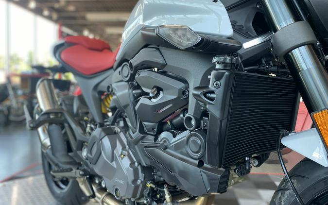 2024 Ducati Monster Plus